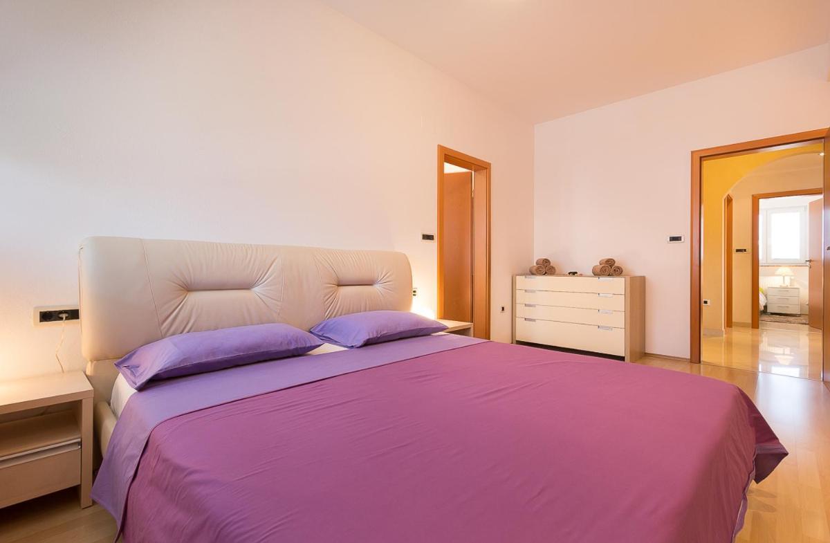 Apartment Igor 3 **** Медулин Екстериор снимка
