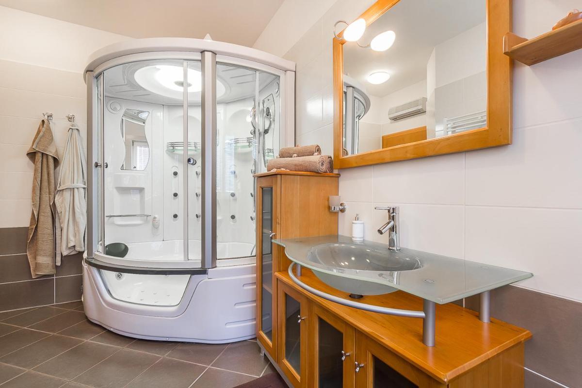 Apartment Igor 3 **** Медулин Екстериор снимка
